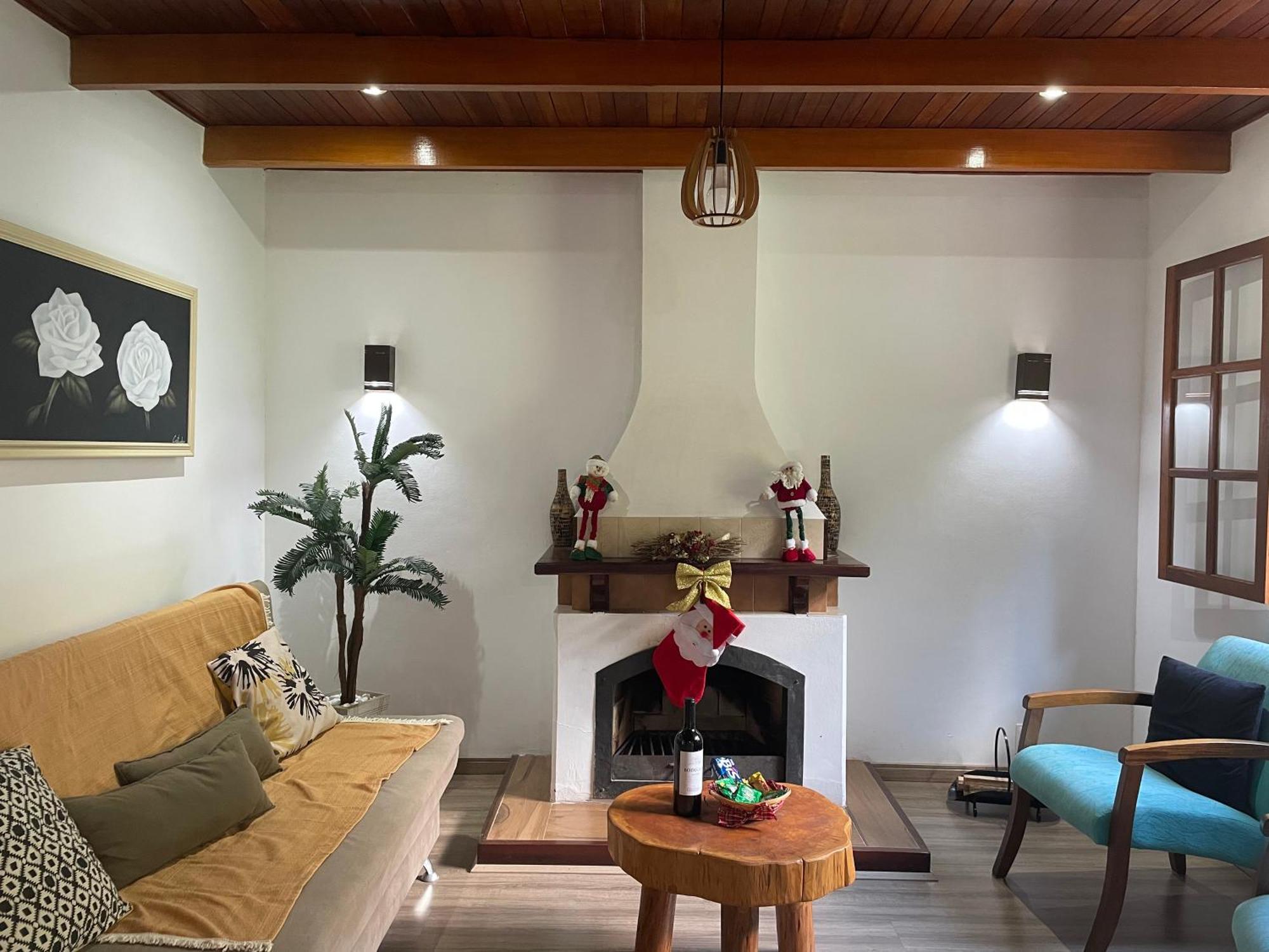Chalet Confortavel Chalet Na Serra Proximo Ao Centro *