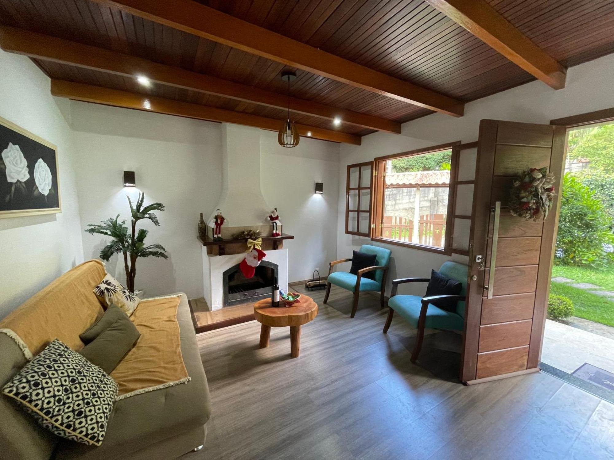 Chalet Confortavel Chalet Na Serra Proximo Ao Centro